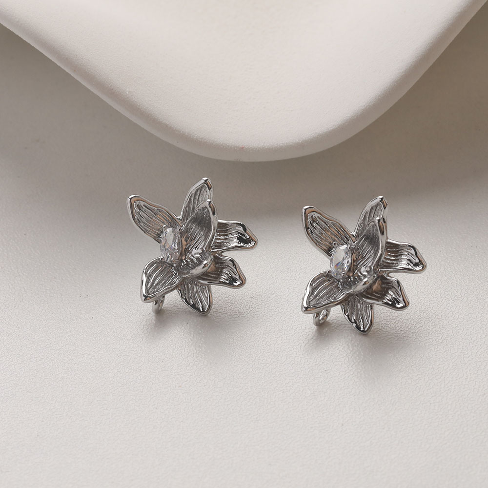 4PCS Dainty Flower Ear Studs E - Flower Supply 리뷰 및 가격
